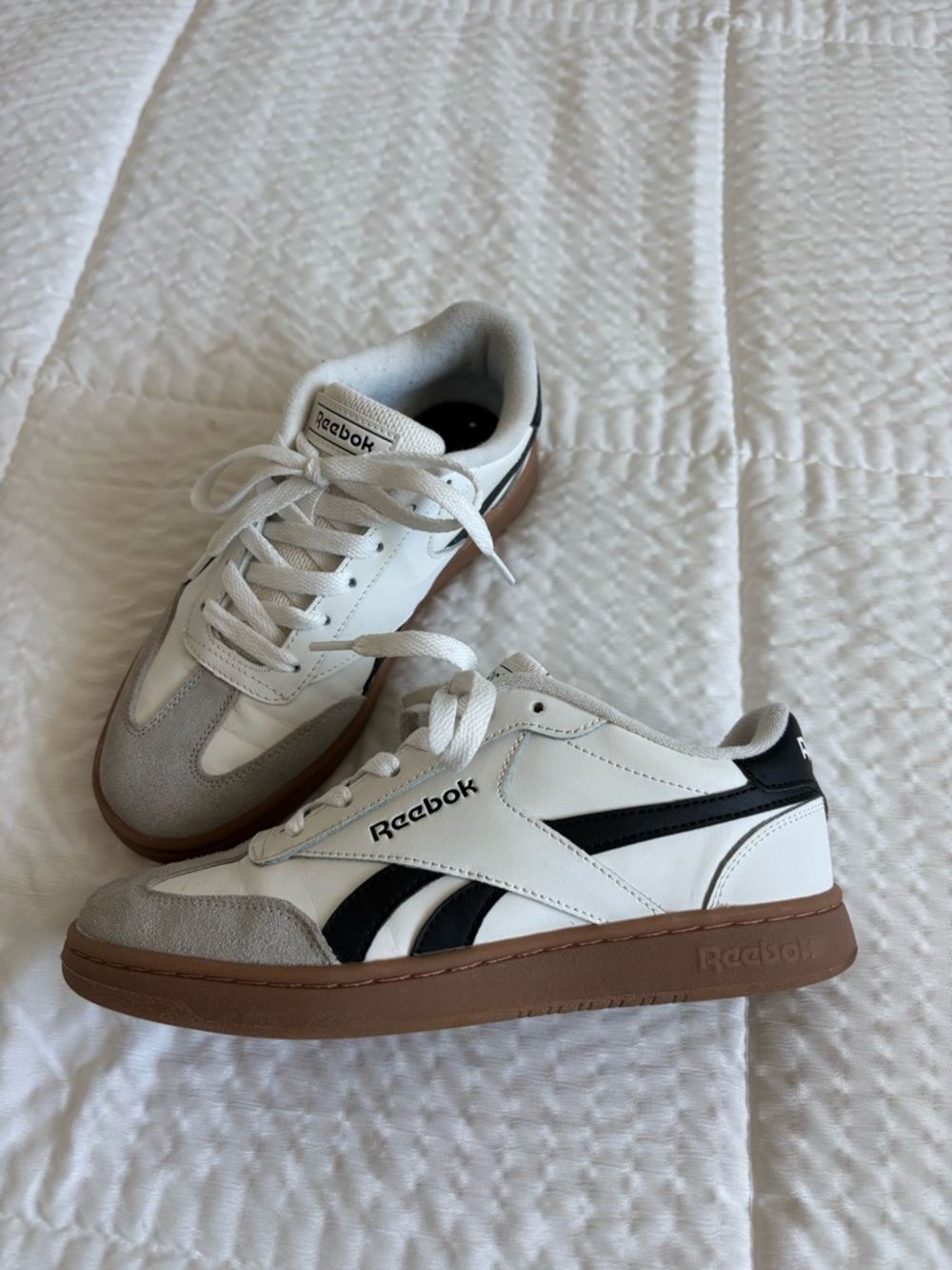 Reebok Smash Edge Sneakers White Black Gum Sole Women’s 6 (EUR 36)
